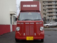 東京イタリアンレストランの移動販売車を製作